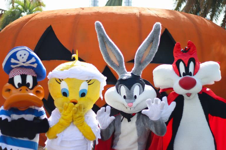Celebra Halloween en Madrid – Parque de Atracciones y Parque Warner